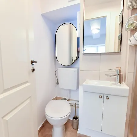 Casa Baritiu - Budget Hotel