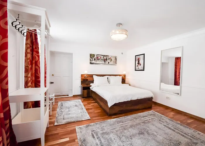 Casa Baritiu - Budget Hotel Brasov