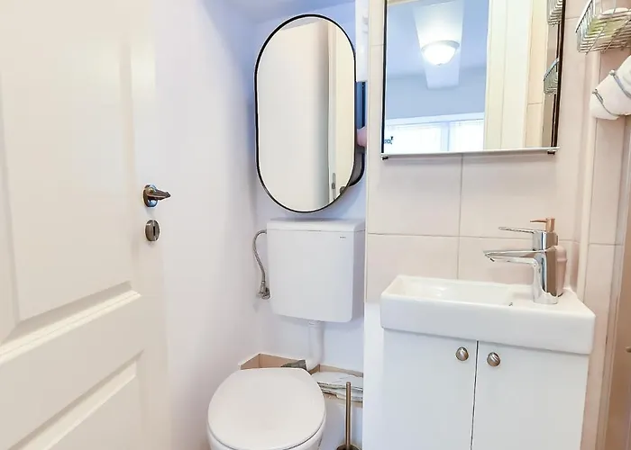 Casa Baritiu - Budget Hotel